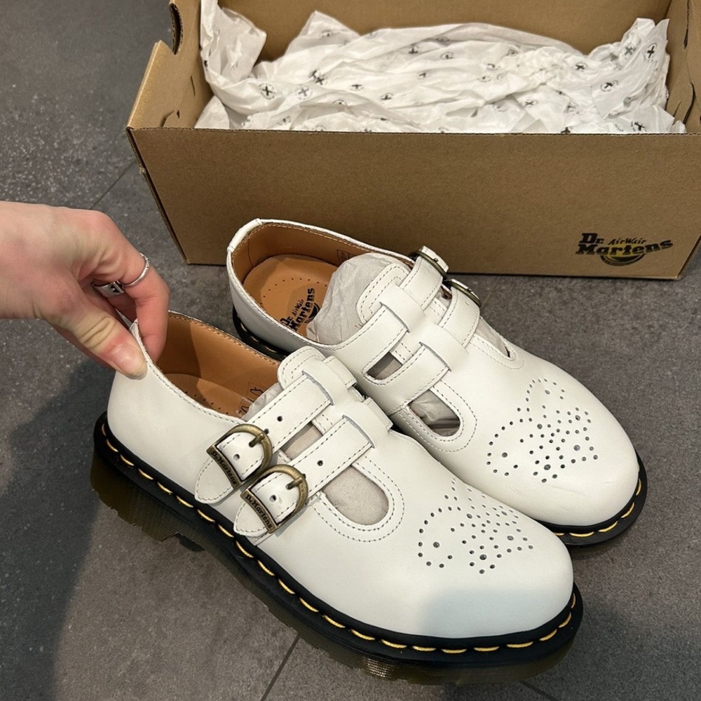Dr. Martens Mary Jane White